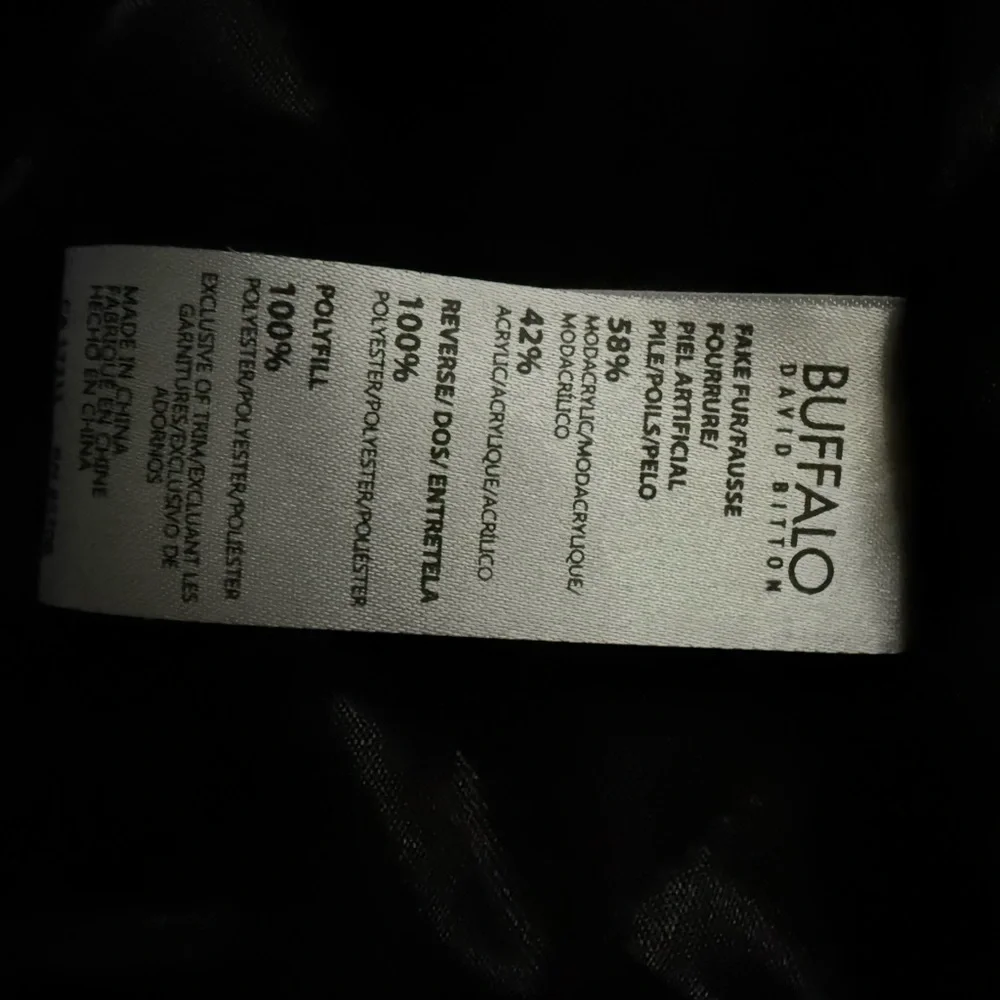 Buffalo David Bitton Faux Fur Black Vest - Picture 7 of 8